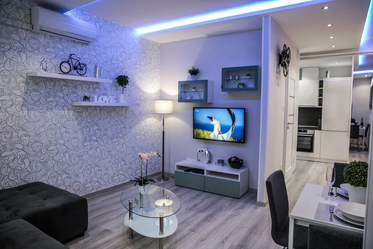 Downtown Dream Apartmans Сегед Экстерьер фото